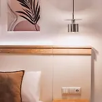 Coral 尼欧波洛伊